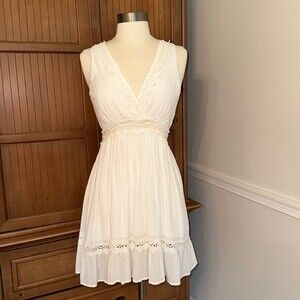 ILLA ILLA Deep V Neck Dress NWT, Size Small